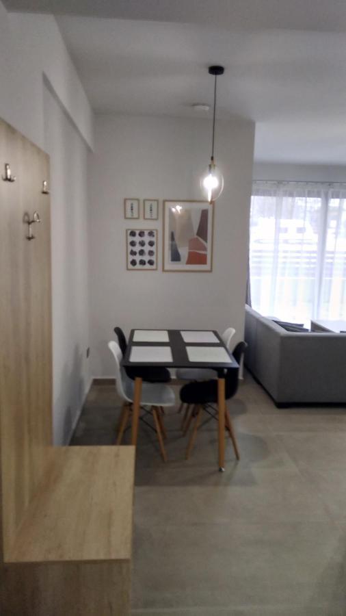 Psammites Apartment Kalampáka Ngoại thất bức ảnh